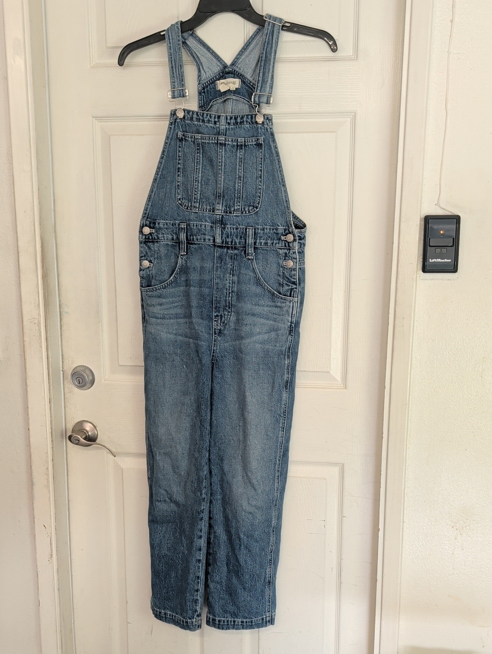 Madewell Straight-Leg Overalls in Hickory Wash Women Small